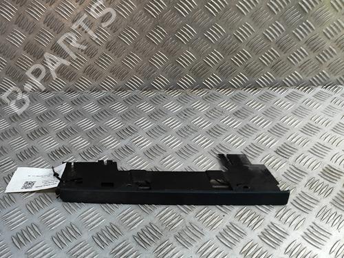 headlight-eyebrow-bmw-7-e38-1994-1995-1996-1997-1998-1999-2000-2001-28675404 main image