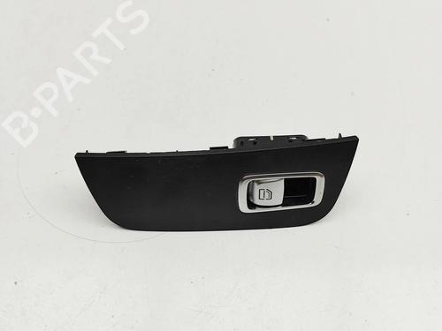 Used Right rear window switch Right rear window switch MERCEDES-BENZ E-CLASS Convertible (A238) E 220 d (238.414) (194 hp) 33377184 33377184