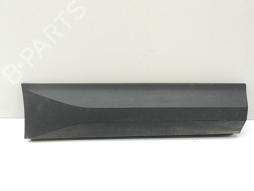 Used Door moulding trim SKODA ENYAQ iV SUV (5AZ) 80 (204 hp) 30575147