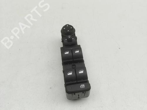 Used Right front window switch Right front window switch PEUGEOT 2008 II (UD_, US_, UY_, UJ_, UR_, UC_) e-2008 (UKZKXZ) (136 hp) 34560613 34560613