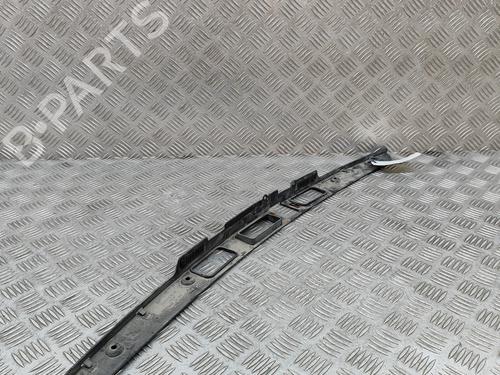 Tailgate trim TESLA MODEL X (5YJX) 90D AWD | BP20675575C151 