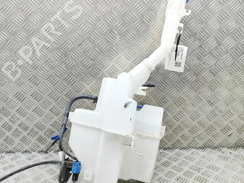 Used Windscreen washer tank Windscreen washer tank 39072956 39072956