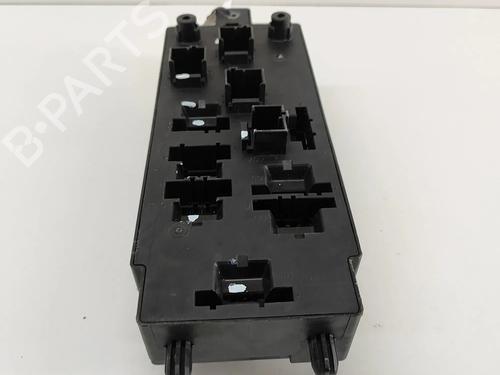 Fuse box LAND ROVER DISCOVERY V (L462) 3.0 D 4x4 | BP16944826E1