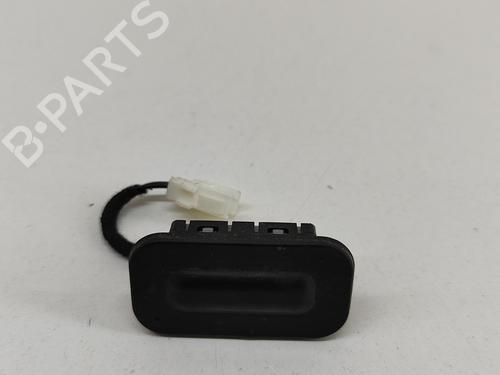 Used Tailgate handle MASERATI GHIBLI III (M157) 3.0 D (275 hp) 20675059