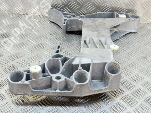 Support BMW 5 (G30, F90) 520 d | BP14635945C155 