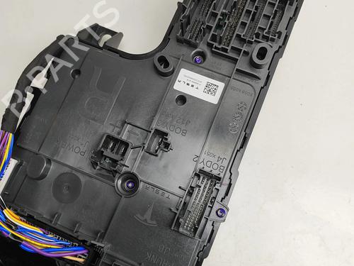 Electronic module TESLA MODEL Y (5YJY) Long Range All-wheel Drive | BP30856817M83  - Image 5