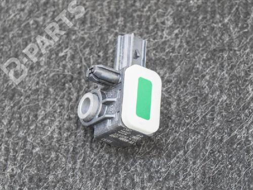 Sensor electrónico VOLVO V60 I (155) D3 / D4 (163 hp) 6754073