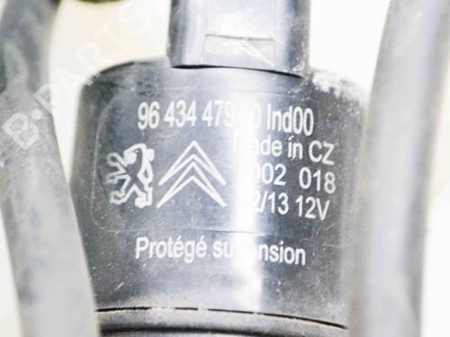 Windscreen washer tank PEUGEOT 3008 I MPV (0U_) 1.6 HDi 115 / BlueHDi 115 | BP8935539C113 