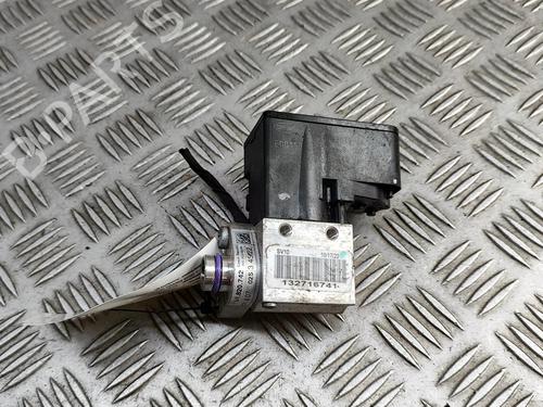 Used Electronic sensor Electronic sensor PORSCHE TAYCAN Cross Turismo (Y1B) 4 (Y1BBD1) (476 hp) 28497844 28497844