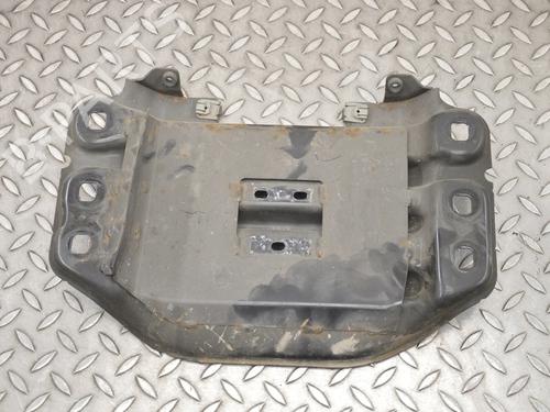 gearbox-mount-mercedes-benz-s-class-coupe-c217-2014-2015-2016-2017-2018-2019-2020-30238794 main image