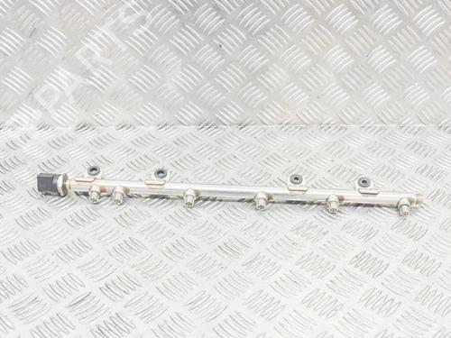 Used Injection rail BMW 1 (F20) M 135 i (320 hp) 7736253