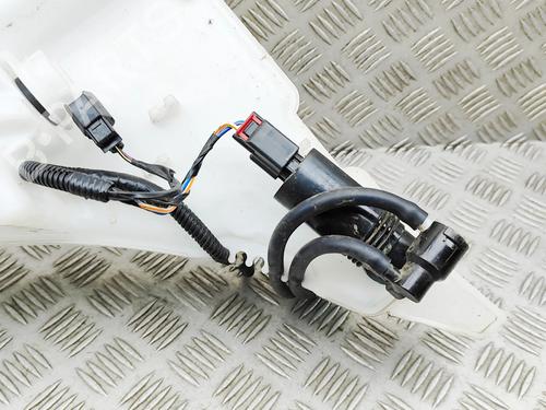 Windscreen washer tank LAND ROVER RANGE ROVER EVOQUE (L551) 2.0 D200 4x4 | BP32213601C113 