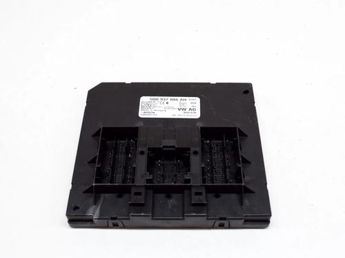 Used Electronic module SKODA OCTAVIA III Combi (5E5, 5E6) 2.0 TDI (150 hp) 10070236