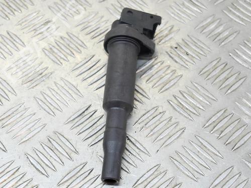 Used Ignition coil BMW 5 (F10) 550 i (408 hp) 8354764