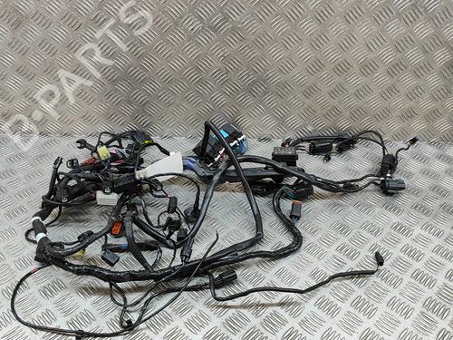 Andre TRIUMPH MOTORCYCLES STREET Street Triple S (HD01, HD01A) (113 hp) 28554957