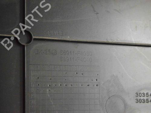 Mittelkonsole TOYOTA C-HR (_X1_) 1.8 Hybrid (ZYX10_, ZYX11_) | BP30223254I22 