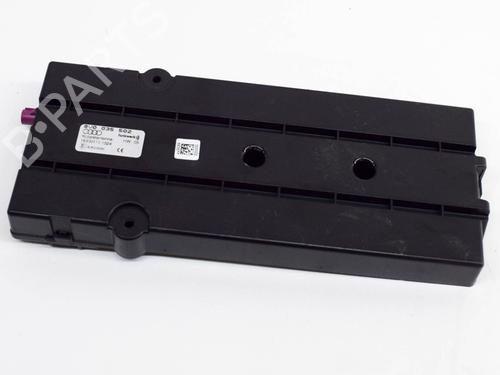 Used Antenna/Base AUDI A3 Sportback (8VA, 8VF) 1.4 TFSI e-tron (150 hp) 15681145