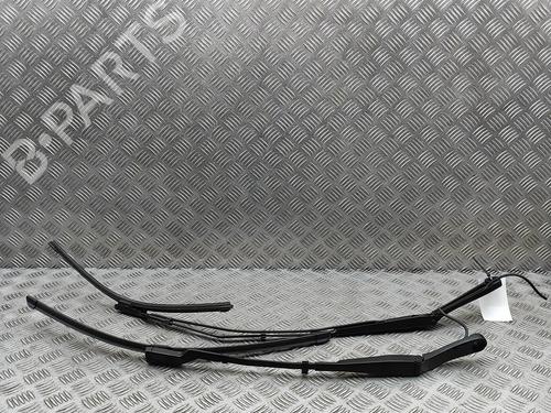 Used Front windshield wiper arm TESLA MODEL Y (5YJY) Long Range All-wheel Drive (514 hp) 30856806