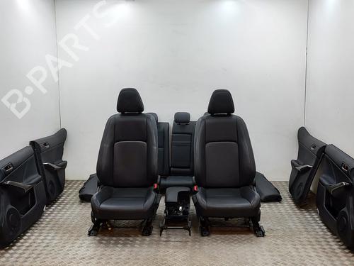 Sæde sæt LEXUS IS III (_E3_) 300h (AVE30_, AVE30R) (220 hp) 28433667