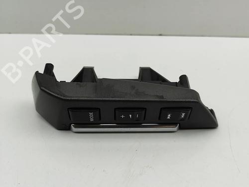 steering-wheel-controls-land-rover-freelander-2-l359-2006-2007-2008-2009-2010-2011-2012-2013-2014-2015-27532057 main image