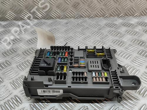 fuse-box-bmw-x5-e70-xdrive-30-d-6931687-2006-2007-2008-2009-2010-2011-2012-2013-16712055 main image