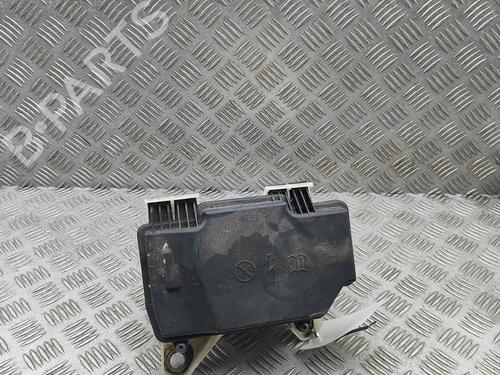 Zekeringkast Zekeringkast MERCEDES-BENZ C-CLASS (W205) C 200 (205.042) (184 hp) 37176986 37176986