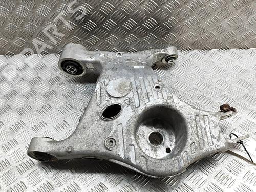 left-rear-suspension-arm-land-rover-range-rover-velar-l560-2017-24975475 main image