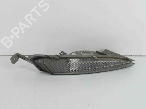 Used Right front indicator OPEL ASTRA J Sports Tourer (P10) 1.6 CDTi (35) (110 hp) 15622227