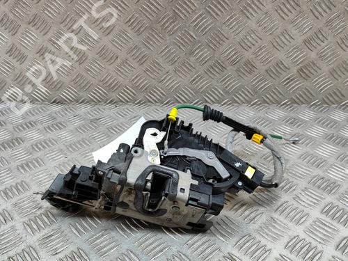 front-right-lock-mercedes-benz-c-class-t-model-s205-2014-2015-2016-2017-2018-2019-2020-2021-2022-2023-27767741 main image