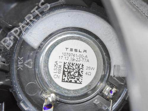 Luidspreker TESLA MODEL 3 (5YJ3) EV AWD | BP27757875E2 