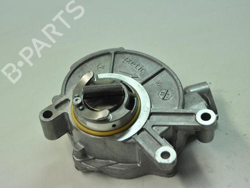 Used Vacuum pump BMW 7 (G11, G12) 750 i, Li (449 hp) 30258755