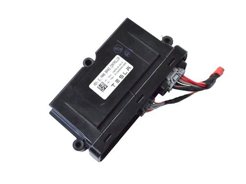 elektronisk-modul-tesla-model-s-5yjs-2012-33360758 main image