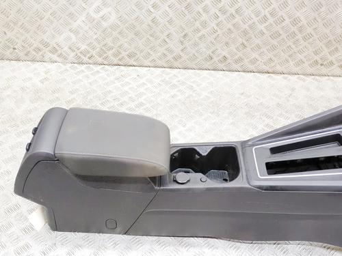 Middle console VW GOLF VIII Variant (CG5, DB5) 2.0 TDI | BP38960368I22 - Image 2