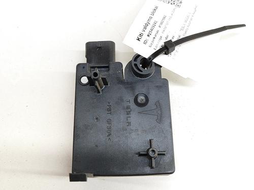 Módulo eletrónico TESLA MODEL 3 (5YJ3) EV | BP27774474M83