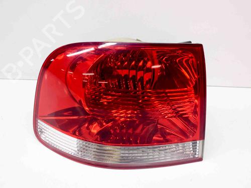 Used Left taillight VW TOUAREG (7LA, 7L6, 7L7) 3.2 V6 (220 hp) 9228325