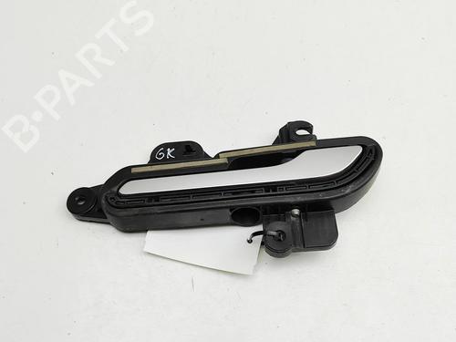 rear-left-exterior-door-handle-tesla-model-3-5yj3-2017-33176568 main image