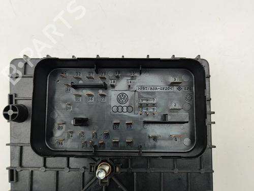 Fuse box VW PASSAT B7 Variant (365) 2.0 TDI | BP27351561E1 - Image 8