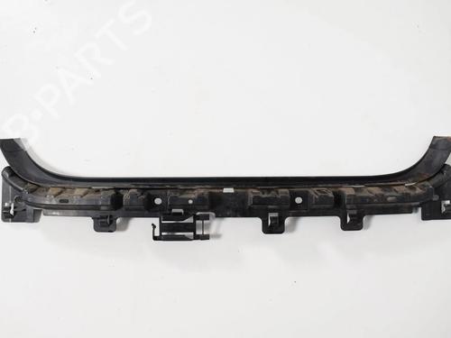 Kofangerbeslag bag BMW 3 (E90) 318 d (136 hp) 9900036