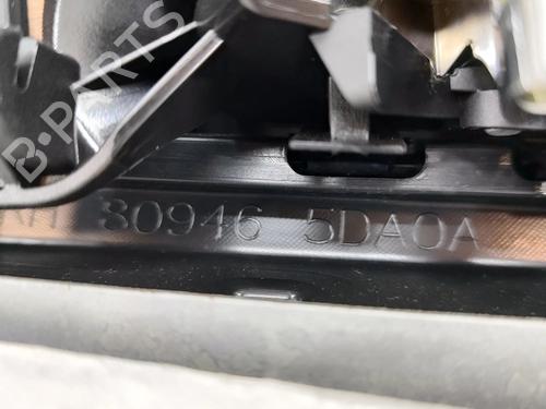 Forreste højre beklædning INFINITI Q30 1.6 | BP28563197C59