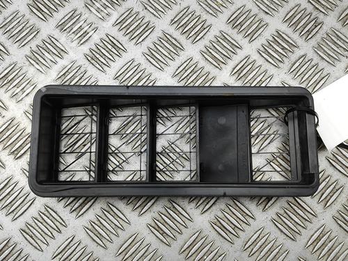 grille-land-rover-defender-station-wagon-l663-2019-33390748 main image