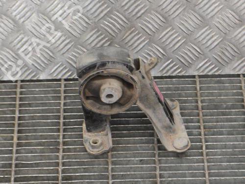 Engine mount TOYOTA AURIS Estate (_E18_) 1.4 D-4D (NDE180_) | BP6754060M89 