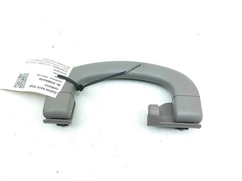 interior-roof-handle-alfa-romeo-stelvio-949_-2016-33625147 main image