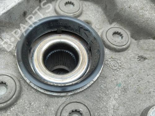 Right rear steering knuckle VOLVO XC60 II (246) 2.0 B5 Mild-Hybrid | BP29486160M28 