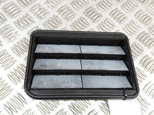Used Grille BMW i4 (G26) eDrive40 (340 hp) 27770020