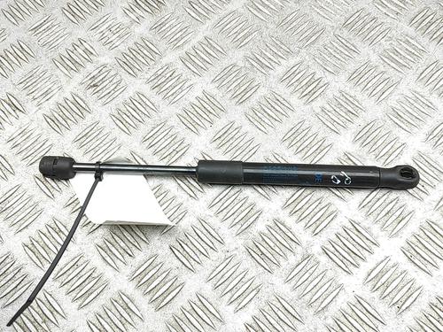 hood-lift-support-porsche-911-991-2011-2012-2013-2014-2015-2016-2017-2018-2019-2020-33391190 main image