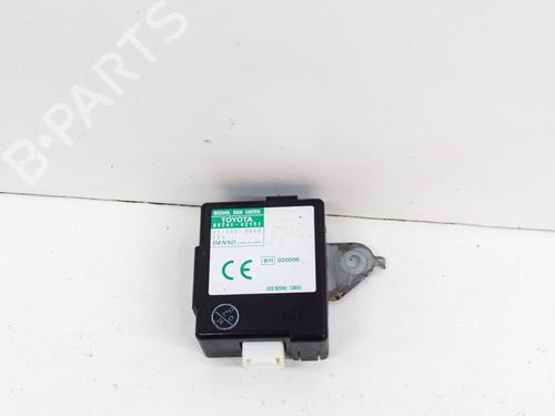 Elektronische module TOYOTA RAV 4 II (_A2_) 2.0 4WD (ACA21, ACA20) (150 hp) 9511258