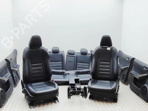 Sæde sæt Sæde sæt LEXUS IS III (_E3_) 300h (AVE30_, AVE30R) (223 hp) 36275018 36275018