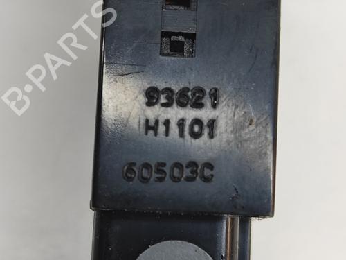 Switch HYUNDAI TERRACAN (HP) 2.9 CRDi 4WD | BP23562281I30 