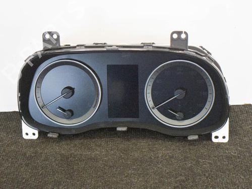 Used Instrument cluster HYUNDAI TUCSON (TL, TLE) 1.7 CRDi (116 hp) 6762807