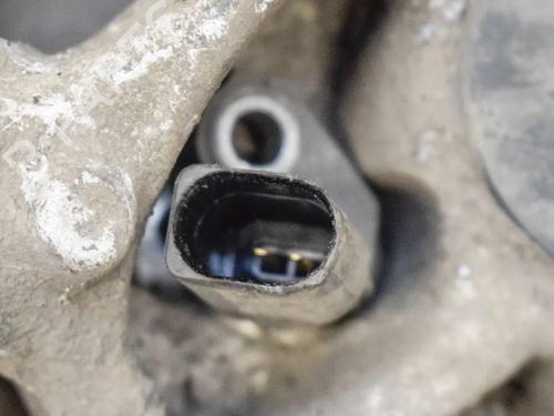 Højre hjullejehus spindel VW PASSAT B6 Variant (3C5) 2.0 TDI | BP14656068M28 